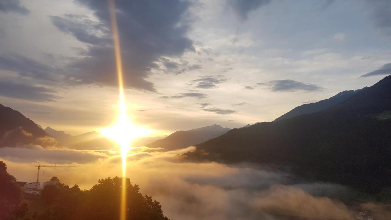 Apart Alpenzeit Arzl im Pitztal Buitenkant foto